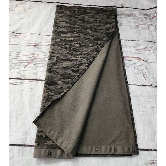 Lululemon Vinyasa Camo Customizable Wrap/Scarf - Picture 7 of 7